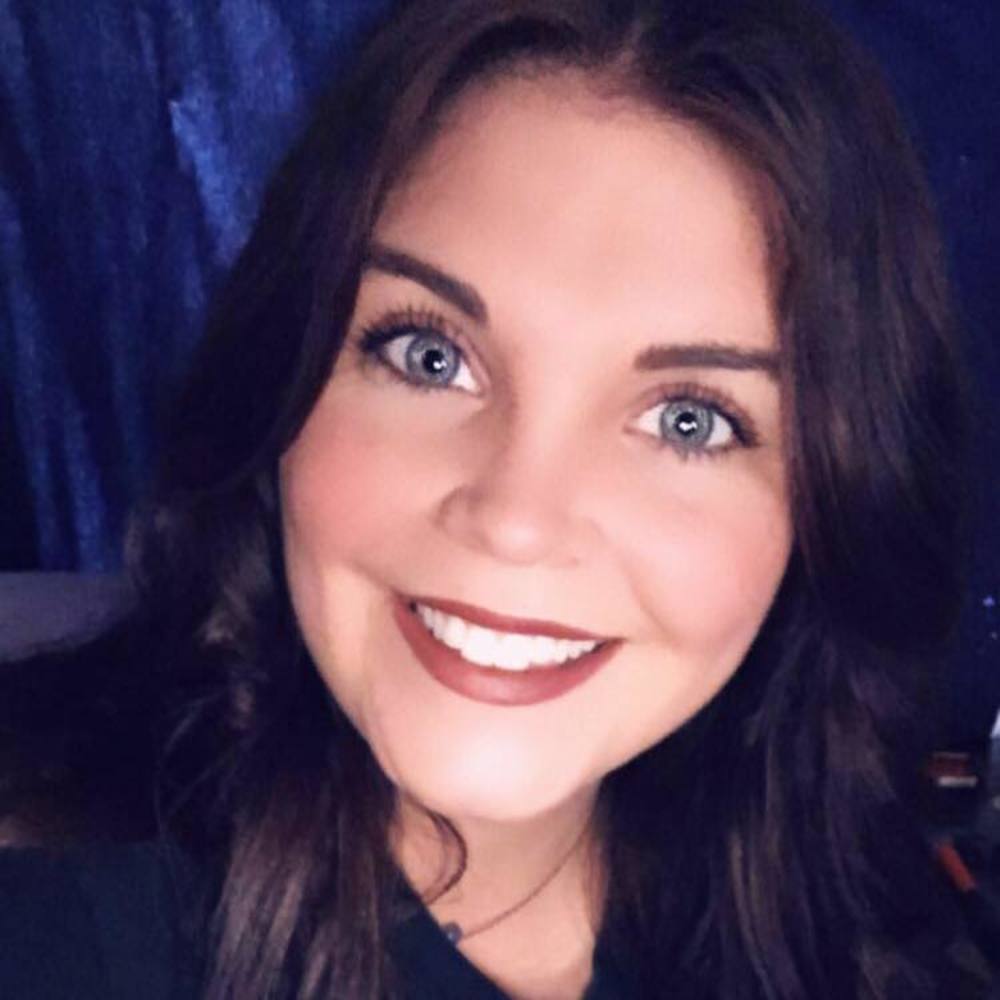 Meet your Posher, Claire